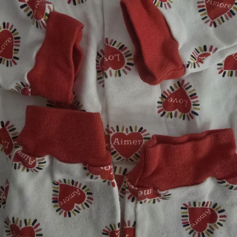 Magnetic Me White and Red Kids Footie - Picture 3 of 4